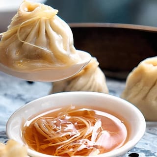 Juicy Pork Dumpling (Shanghai Xiao Long Bao) (5)
